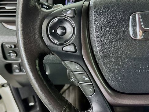 Used 2023 Honda Ridgeline RTL-E image 9