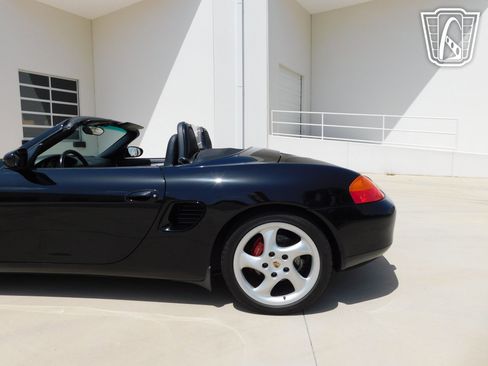 Used 2000 Porsche Boxster S image 16