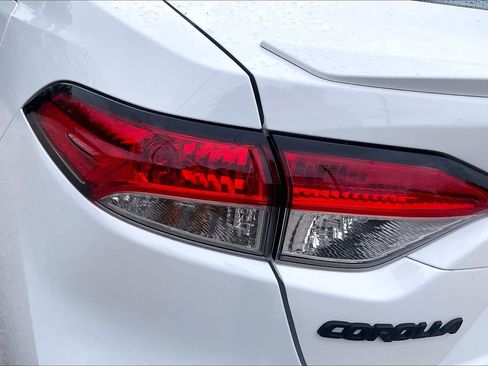 Used 2026 Toyota Corolla SE FWD image 28