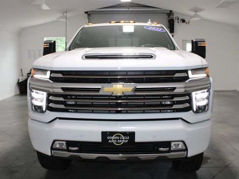 Used 2021 Chevrolet Silverado 2500 High Country w/ Z71 Off-Road Package AWD/4WD image 59