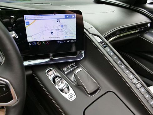 Used 2023 Chevrolet Corvette Convertible 3LT / Z51 Performa w/ Z51 Performance Package image 12