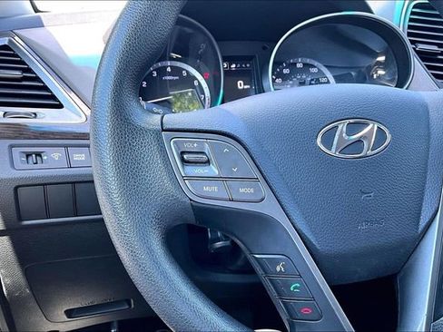 Used 2018 Hyundai Santa Fe Sport FWD image 7