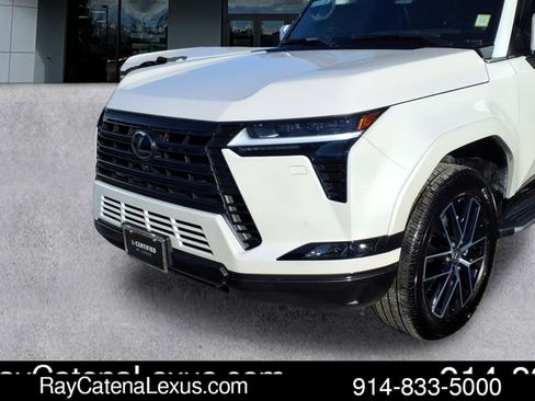 Certified 2024 Lexus GX 550 w/ Cold Area Package image 7