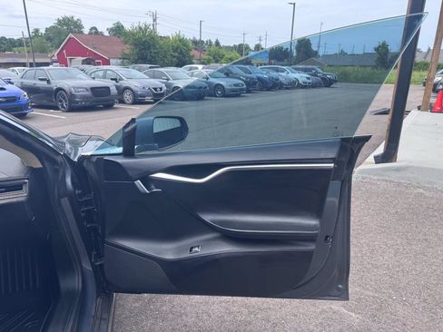 Used 2013 Tesla Model S RWD image 15