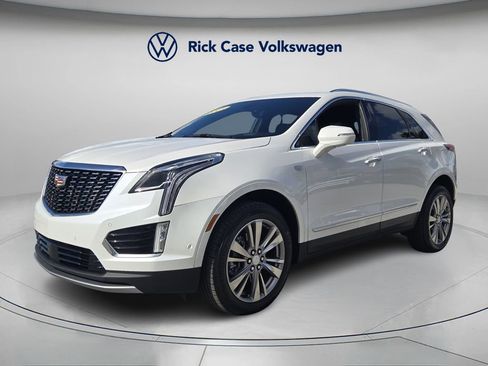 Used 2025 Cadillac XT5 Premium Luxury w/ Technology Package image 8