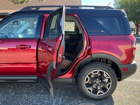 New 2025 Ford Bronco Sport Outer Banks AWD/4WD image 25