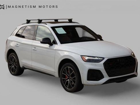 Used 2024 Audi SQ5 Prestige AWD/4WD image 7