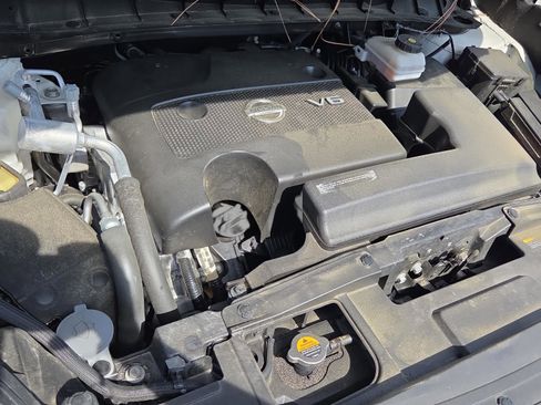 Used 2024 Nissan Murano Platinum w/ Cargo Package FWD image 18