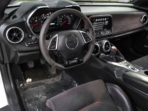 Used 2018 Chevrolet Camaro ZL1 RWD image 11