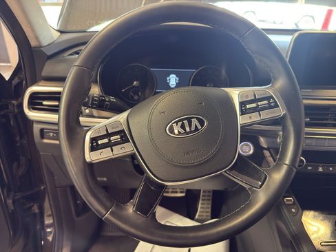 Used 2020 Kia Telluride SX w/ SX Prestige Package AWD/4WD image 16
