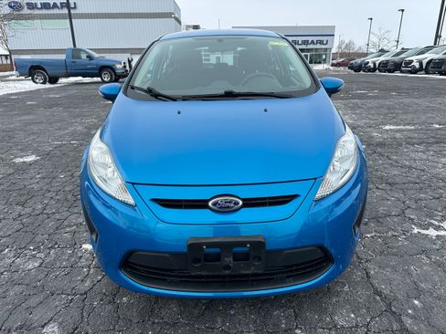 Used 2013 Ford Fiesta SE image 8