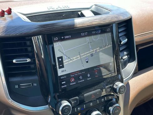 Used 2020 RAM 1500 Laramie AWD/4WD image 28