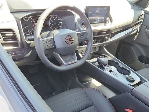 New 2026 Nissan Rogue SV image 4