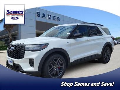New 2025 Ford Explorer ST-Line w/ Premium Package