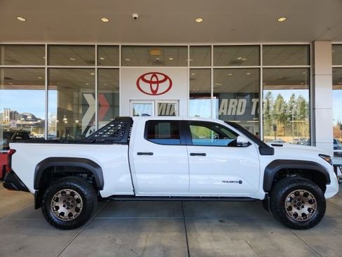 Certified 2026 Toyota Tacoma Trailhunter image 3