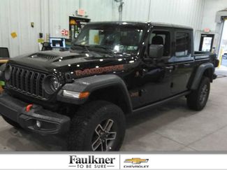 Used 2026 Jeep Gladiator Mojave video 1