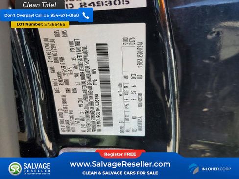Used 2017 Ford Escape SE w/ Equipment Group 201A AWD/4WD image 16