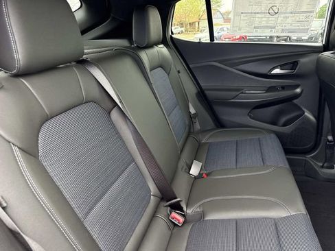 New 2026 Buick Envista Preferred image 17