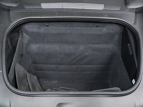 Certified 2021 Porsche 911 Carrera 4 image 33