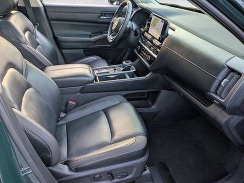 Certified 2023 Nissan Pathfinder SL w/ SL Premium Package FWD image 23