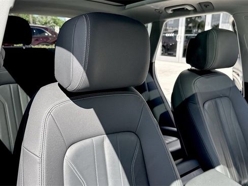 Used 2023 Audi Q5 2.0T Premium Plus image 47