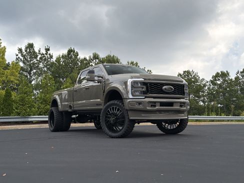 Used 2026 Ford F450 King Ranch w/ Chrome Package AWD/4WD image 2