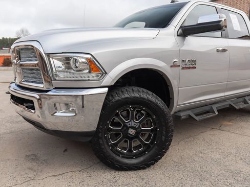Used 2016 RAM 2500 Laramie image 3