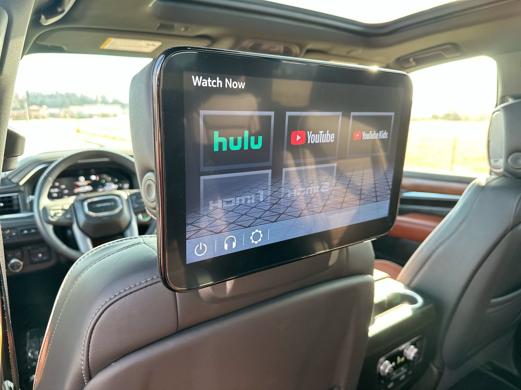 Used 2023 GMC Yukon Denali Ultimate AWD/4WD image 24