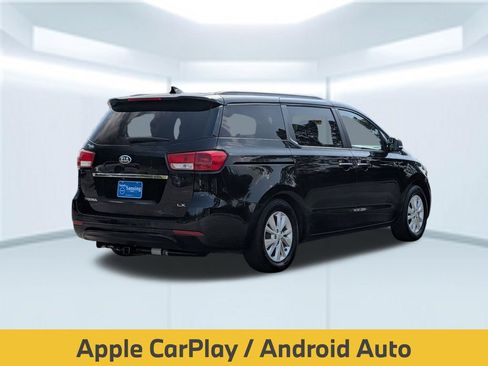 Used 2017 Kia Sedona LX w/ LX Essentials Premium Package FWD image 7