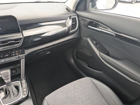 Used 2024 Kia Seltos X-Line AWD/4WD image 15