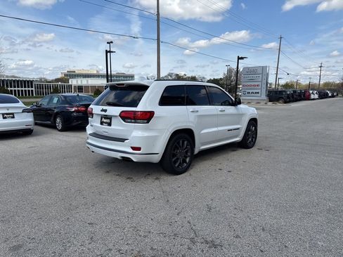 Used 2020 Jeep Grand Cherokee High Altitude AWD/4WD image 6