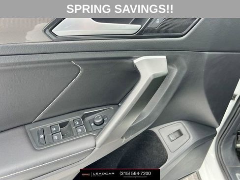 Used 2024 Volkswagen Tiguan SE R-Line image 24