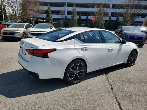 Certified 2024 Nissan Altima 2.5 SR w/ SR Premium Package image 4