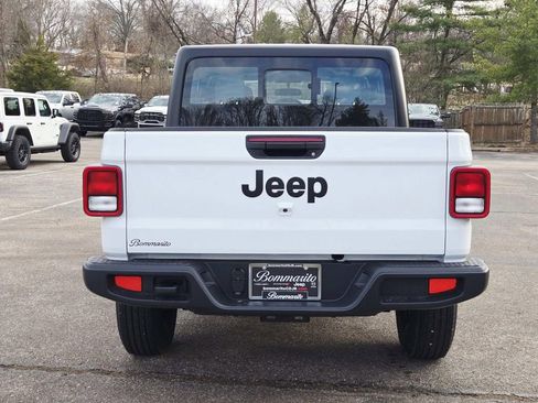 New 2026 Jeep Gladiator Sport image 4