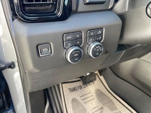 Used 2024 GMC Sierra 1500 AT4 w/ Technology Package image 23