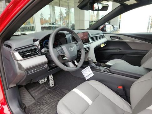 New 2026 Toyota Camry SE FWD image 18