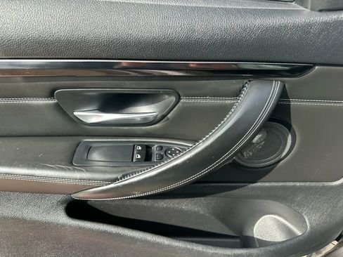 Used 2015 BMW M4 Coupe RWD image 11