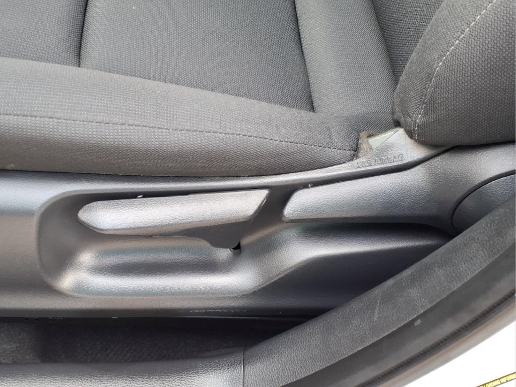 Used 2024 Toyota Corolla LE FWD image 13