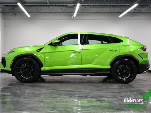 Used 2025 Lamborghini Urus SE image 5