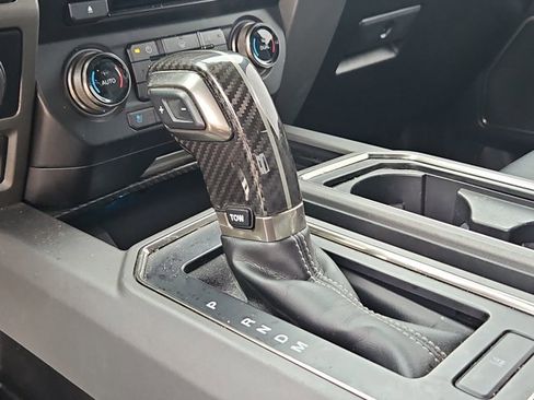 Used 2018 Ford F150 Raptor w/ Equipment Group 802A Luxury image 11