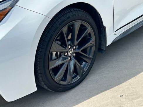 Used 2024 Toyota Corolla SE image 9