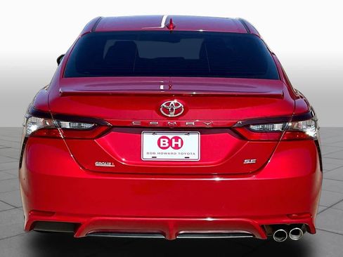 Used 2023 Toyota Camry SE FWD image 5
