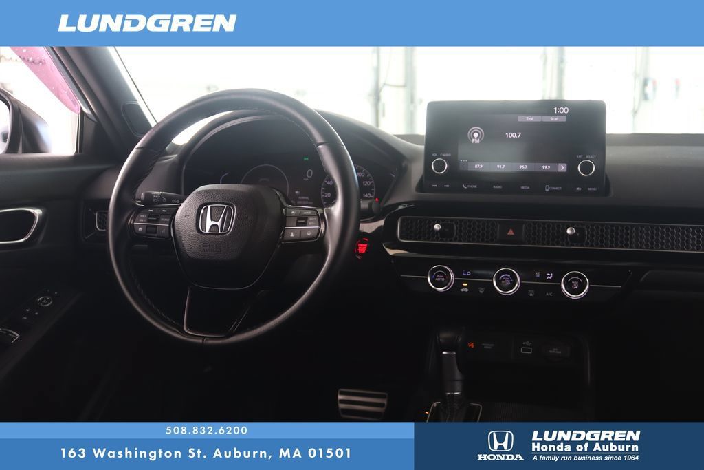 Used 2023 Honda Civic Sport image 4