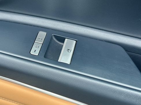 Used 2023 Genesis GV80 2.5T w/ Advanced Package image 21