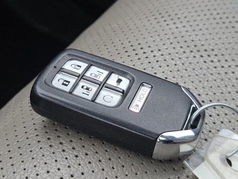 Certified 2022 Honda Odyssey Elite image 43