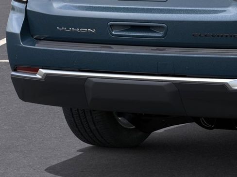 New 2026 GMC Yukon Elevation w/ Elevation Premium Package RWD image 17