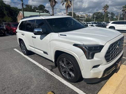 Used 2023 Toyota Sequoia Capstone AWD/4WD image 2