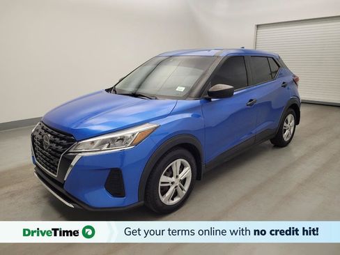 Used 2021 Nissan Kicks S FWD image 1