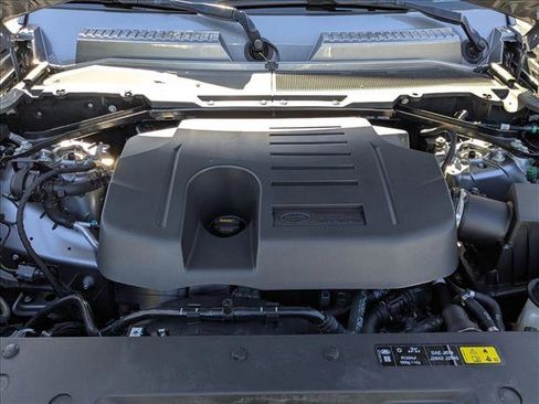 Used 2023 Land Rover Defender 110 X-Dynamic SE image 25