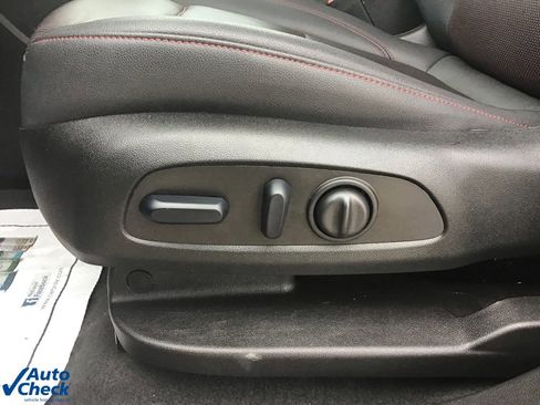 Used 2025 Chevrolet Blazer RS image 30